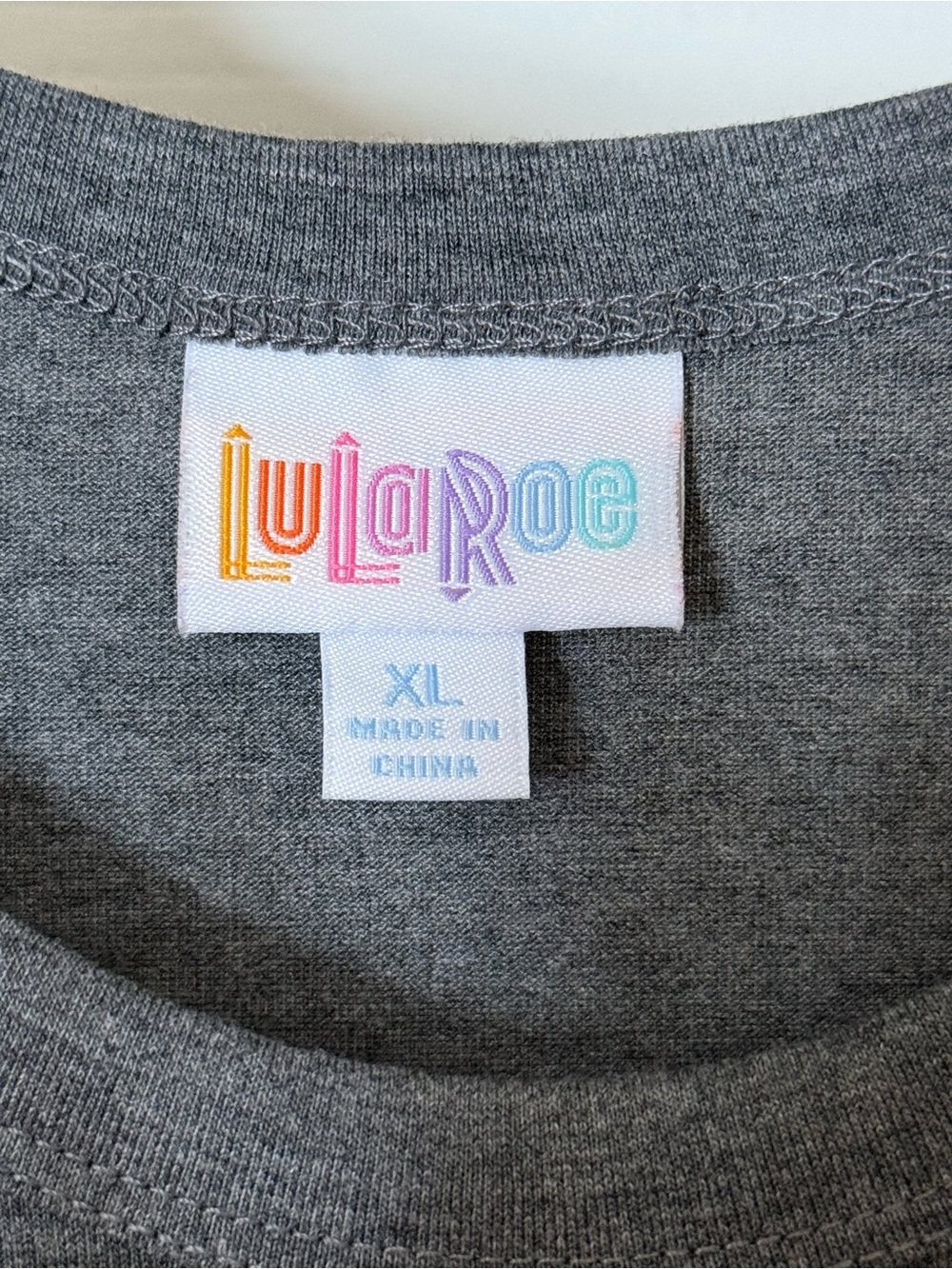 LuLaRoe Randy Tee - Picture 2 of 3